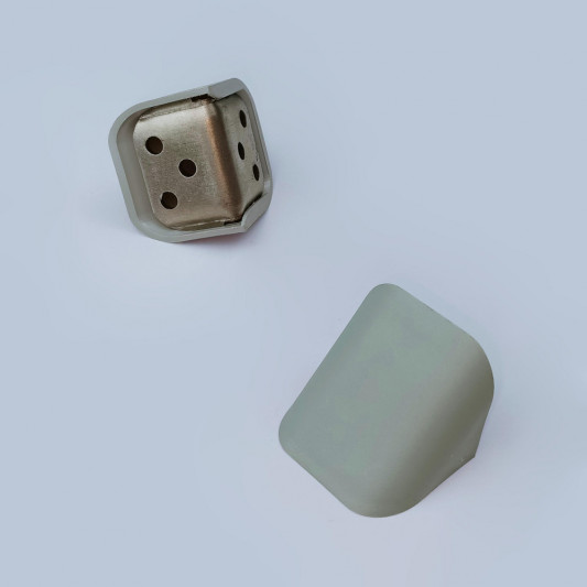 Уголок металический с пластиковой накладкой двойной серый - 0