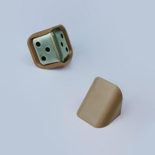 Уголок металический с пластиковой накладкой двойной капучино - 0